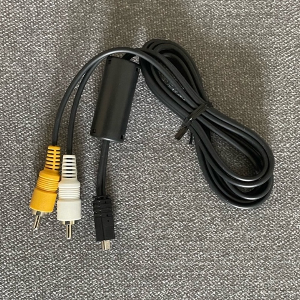 🖤PKG#1~Audio Video Cable with Yellow and White Connectors
